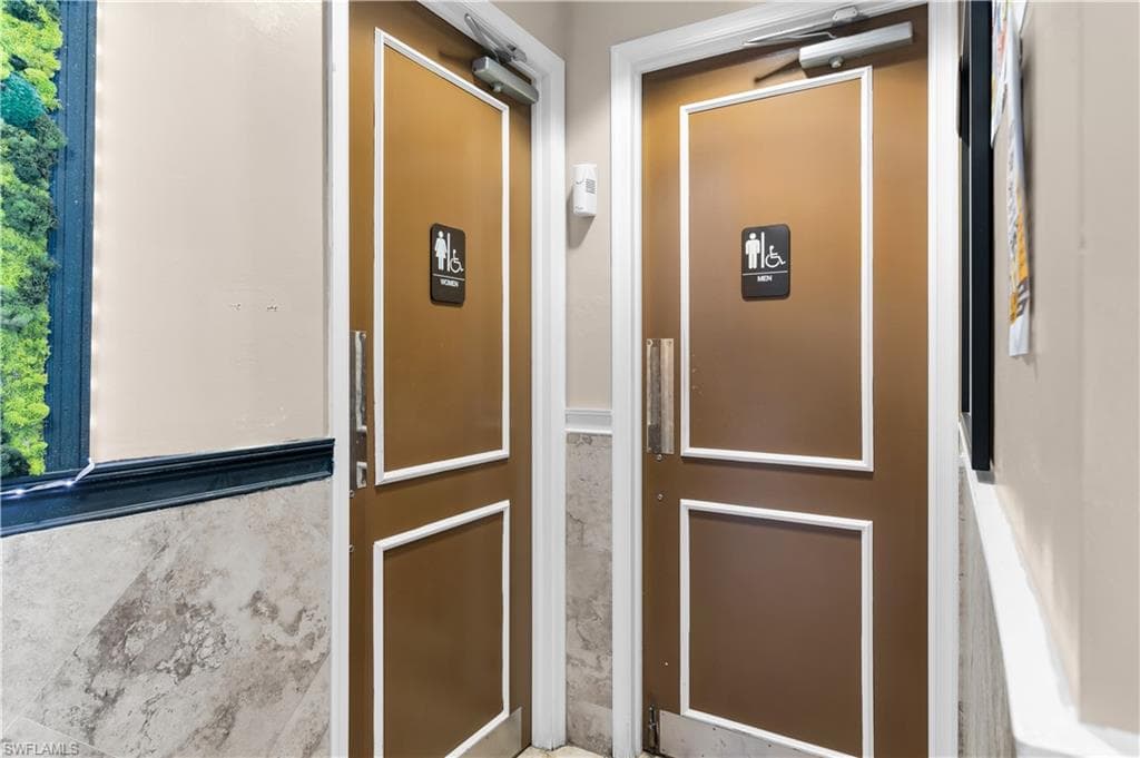 15215 Collier Blvd Collier Blvd 324-325, Naples, FL 34119-30