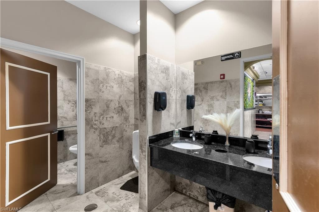 15215 Collier Blvd Collier Blvd 324-325, Naples, FL 34119-31