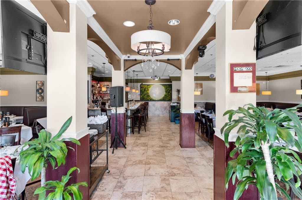 15215 Collier Blvd Collier Blvd 324-325, Naples, FL 34119-4