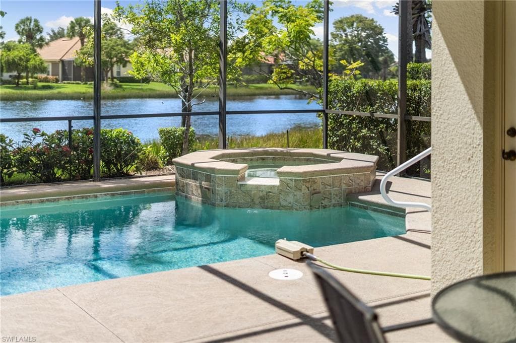 3811 Lakeview Isle Ct, Fort Myers, FL 33905-23