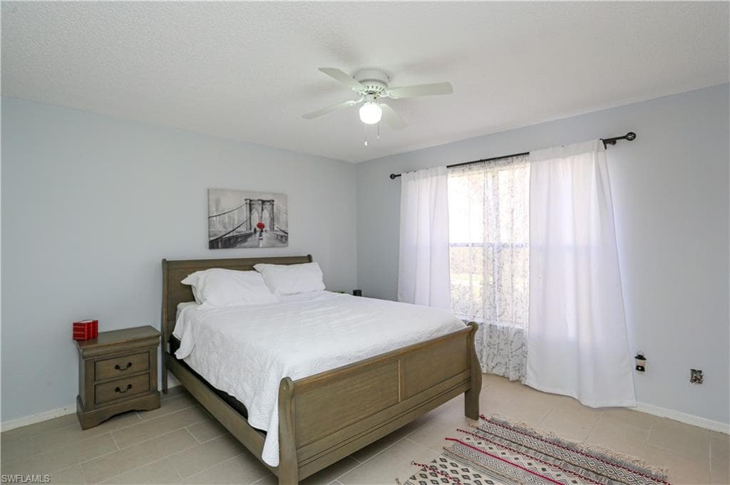 2214 Arbour Walk Cir 2012, Naples, FL 34109-19