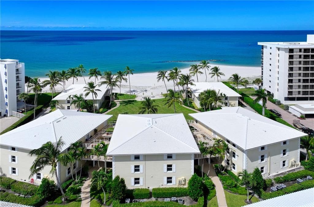 2151 Gulf Shore Blvd N 204, Naples, FL 34102-23