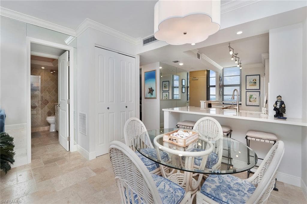 380 Seaview Ct 805, Marco Island, FL 34145-9