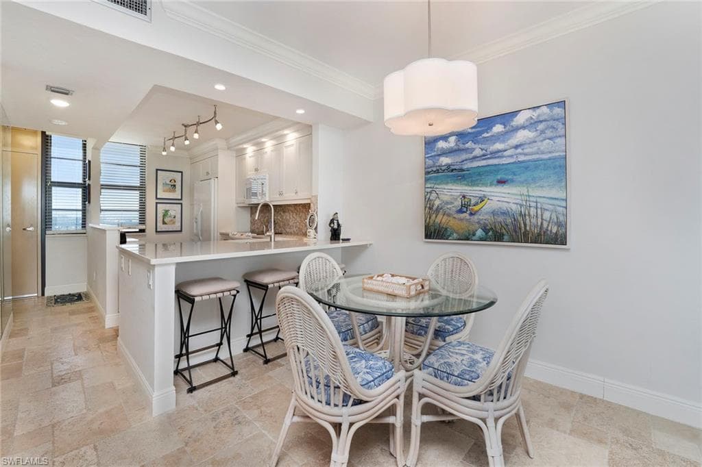 380 Seaview Ct 805, Marco Island, FL 34145-10