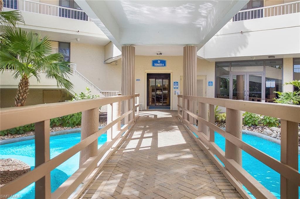 380 Seaview Ct 805, Marco Island, FL 34145-44