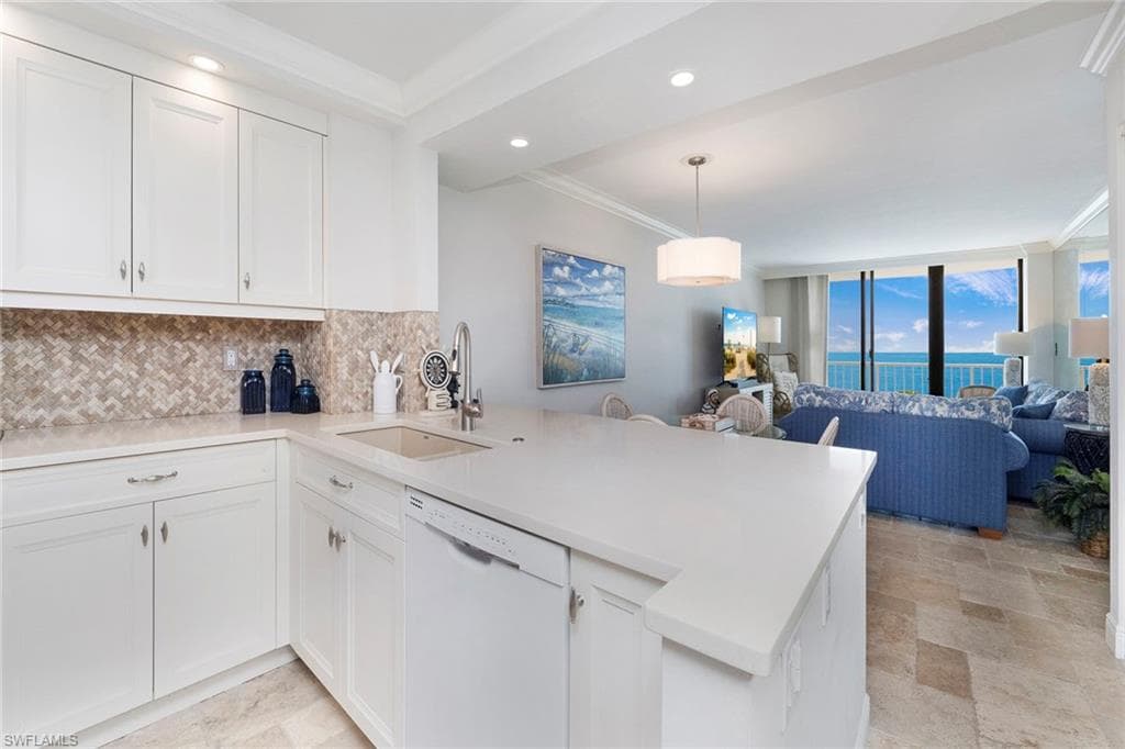 380 Seaview Ct 805, Marco Island, FL 34145-4