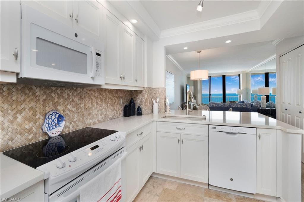 380 Seaview Ct 805, Marco Island, FL 34145-7