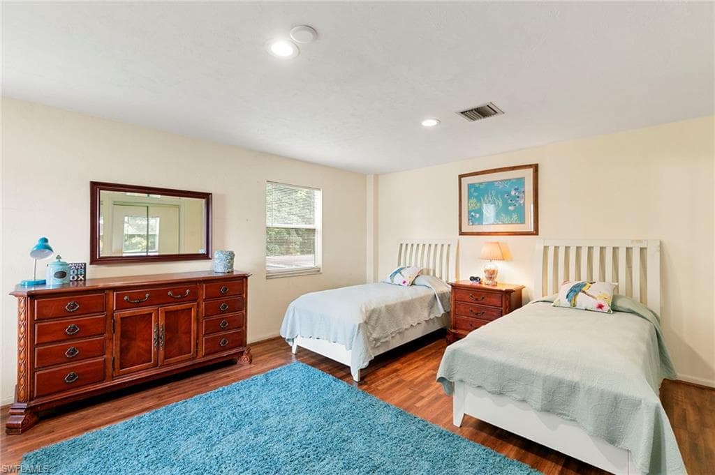 431 Widgeon Pt, Naples, FL 34105-14