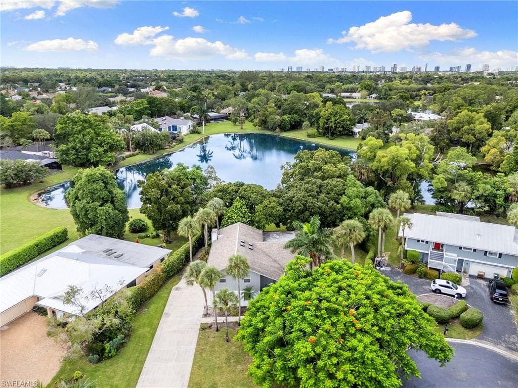 431 Widgeon Pt, Naples, FL 34105-23