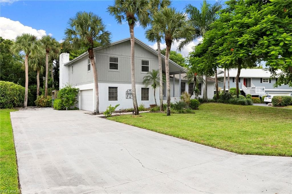 431 Widgeon Pt, Naples, FL 34105-24
