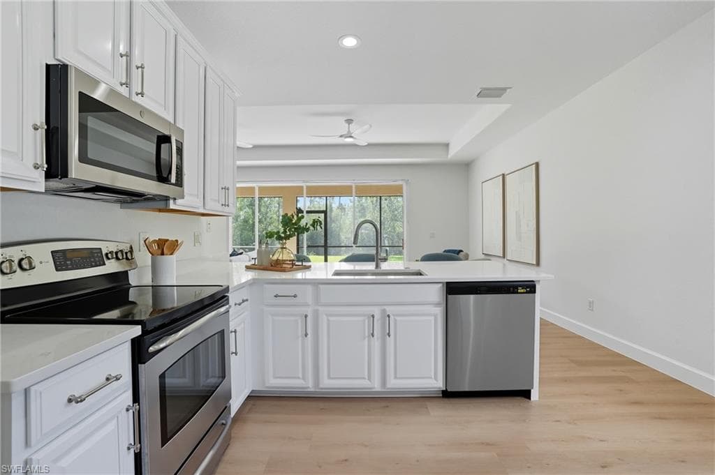 21403 Velino Ln, Estero, FL 33928-17