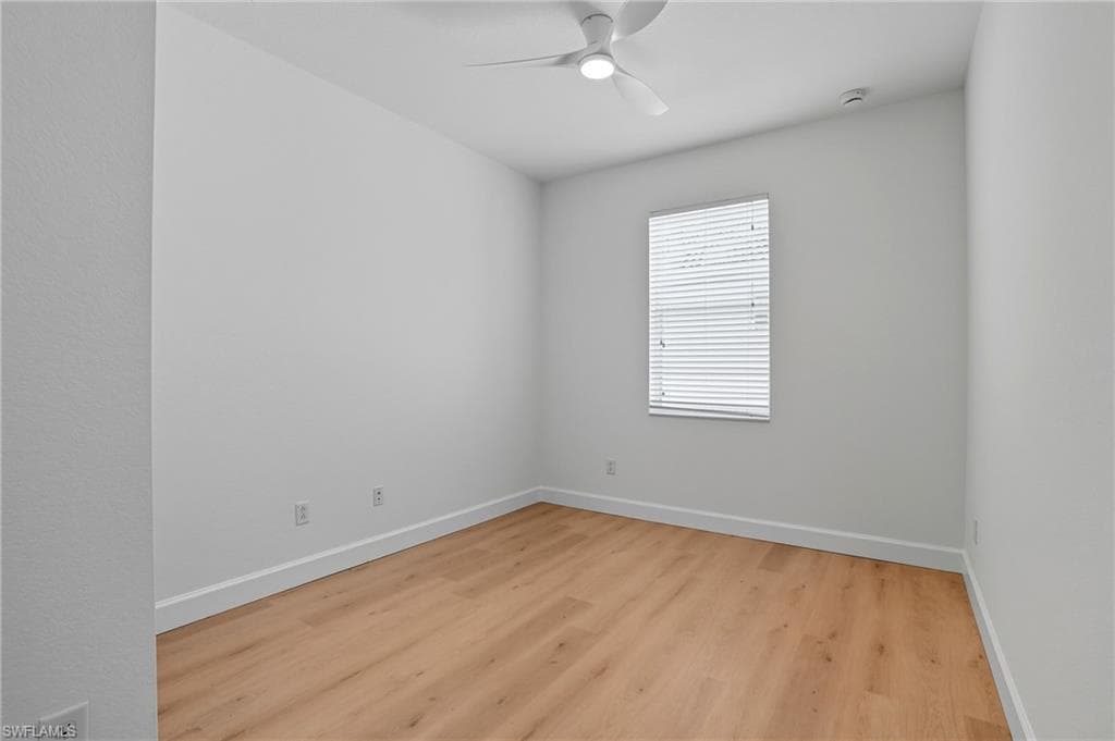 21403 Velino Ln, Estero, FL 33928-32