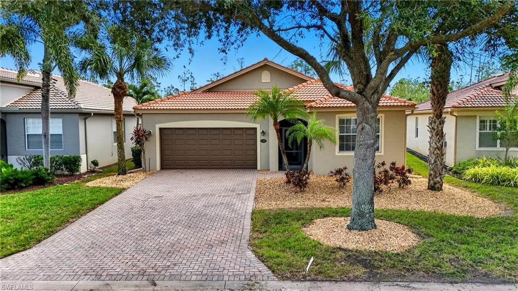 21403 Velino Ln, Estero, FL 33928-2