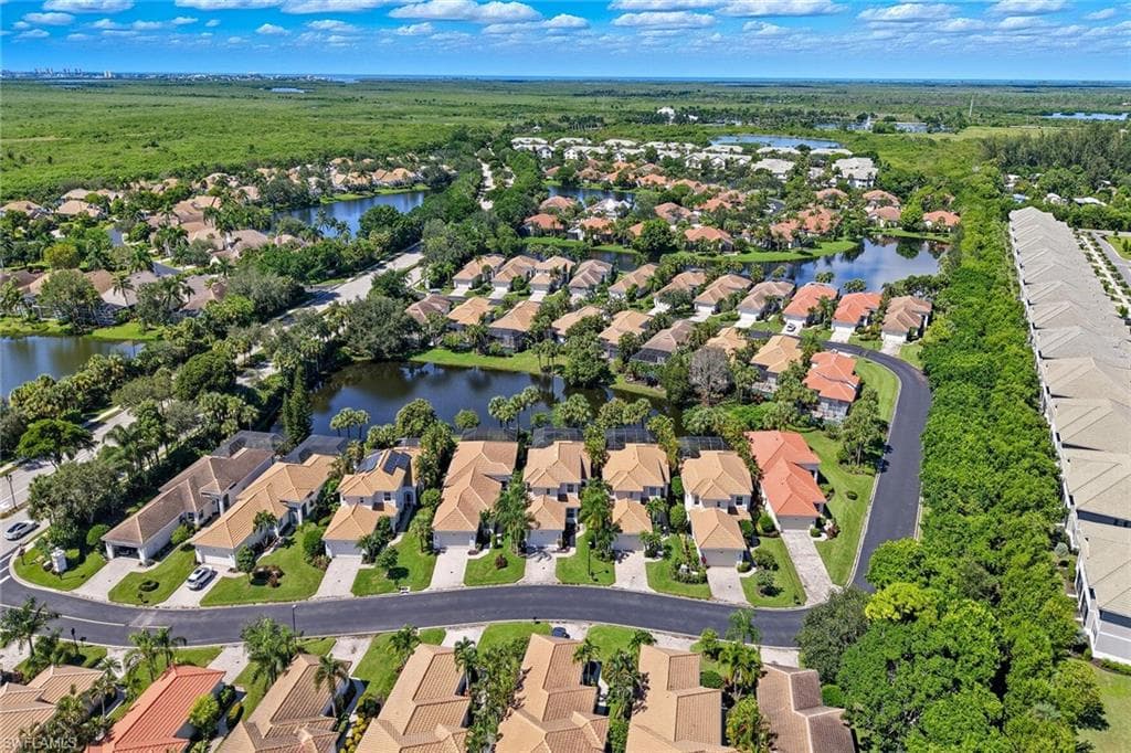 8582 Pepper Tree Way, Naples, FL 34114-34