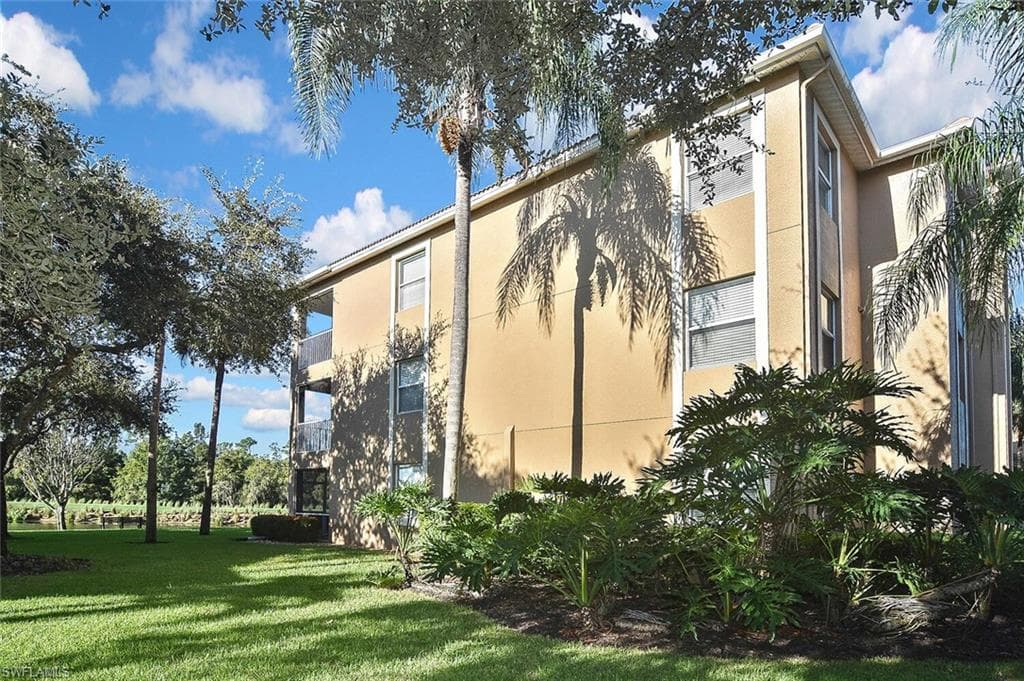3830 Sawgrass Way 2914, Naples, FL 34112-3