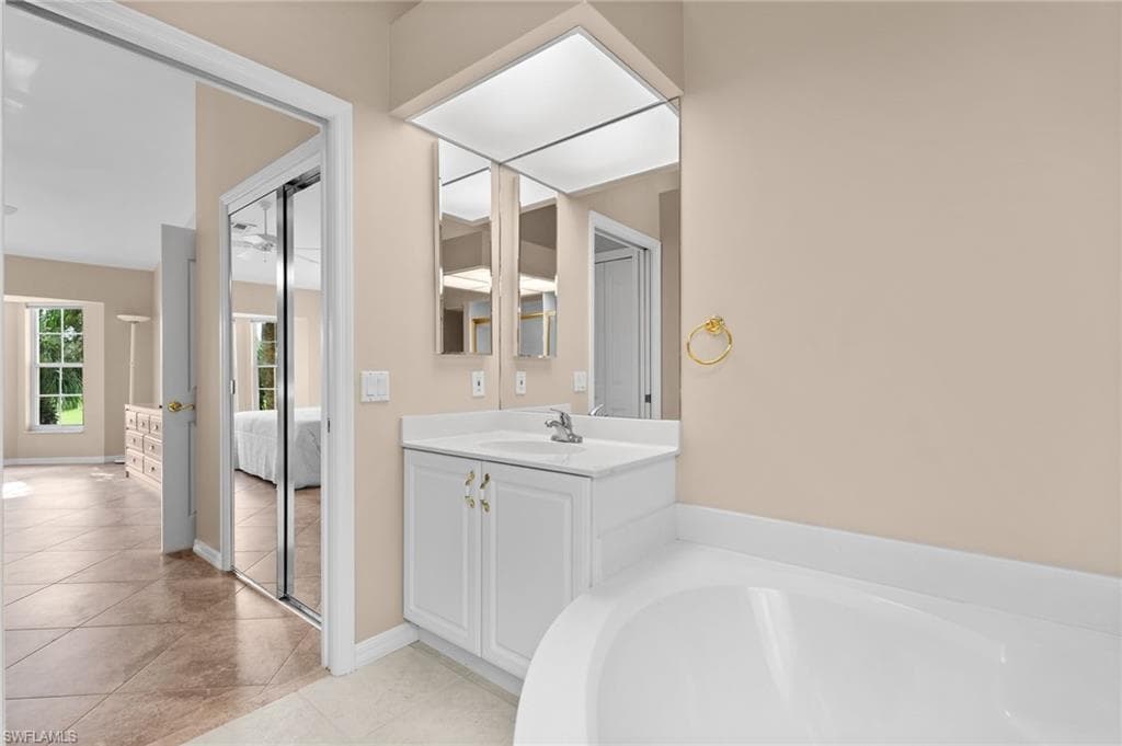 8420 Mystic Greens Way 1104, Naples, FL 34113-32