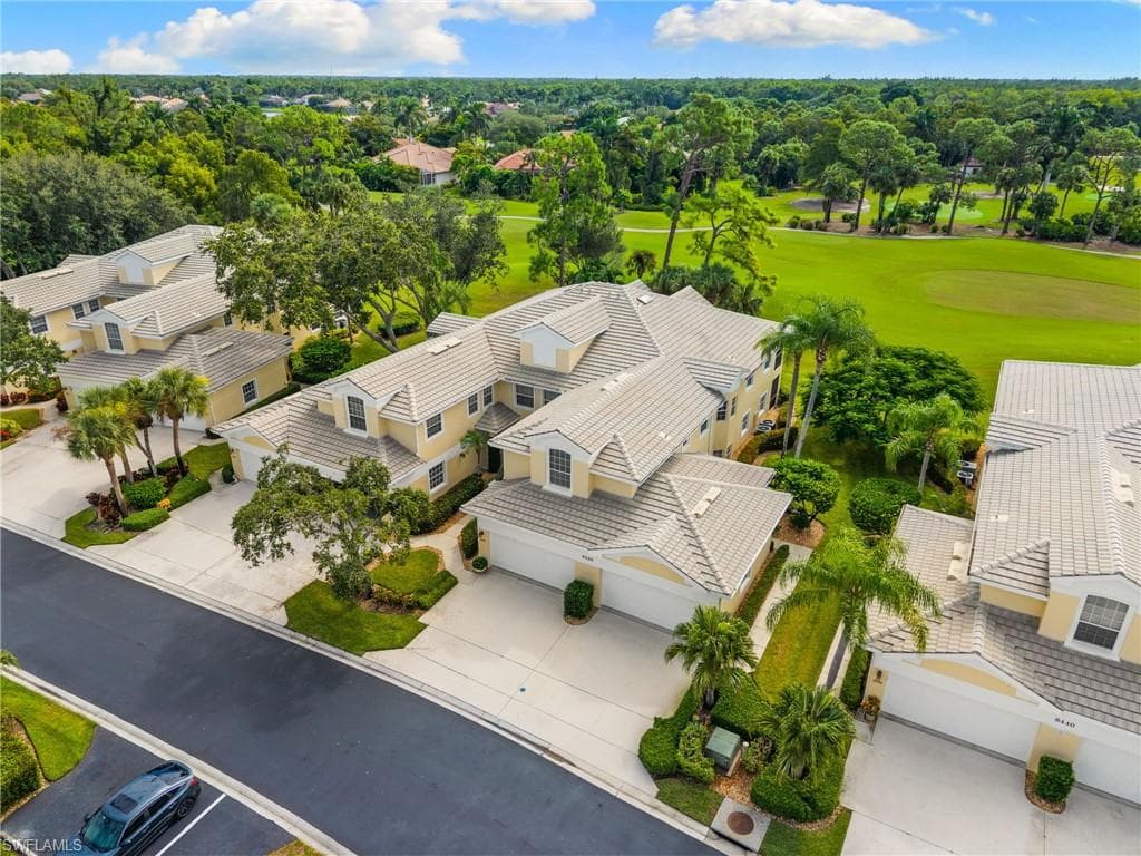 8420 Mystic Greens Way 1104, Naples, FL 34113-2