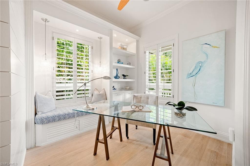 429 14th Ave S, Naples, FL 34102-27