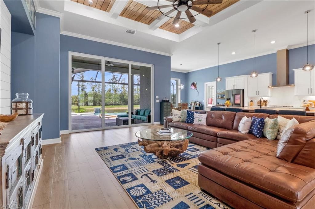 18660 Wildblue Blvd, Fort Myers, FL 33913-8