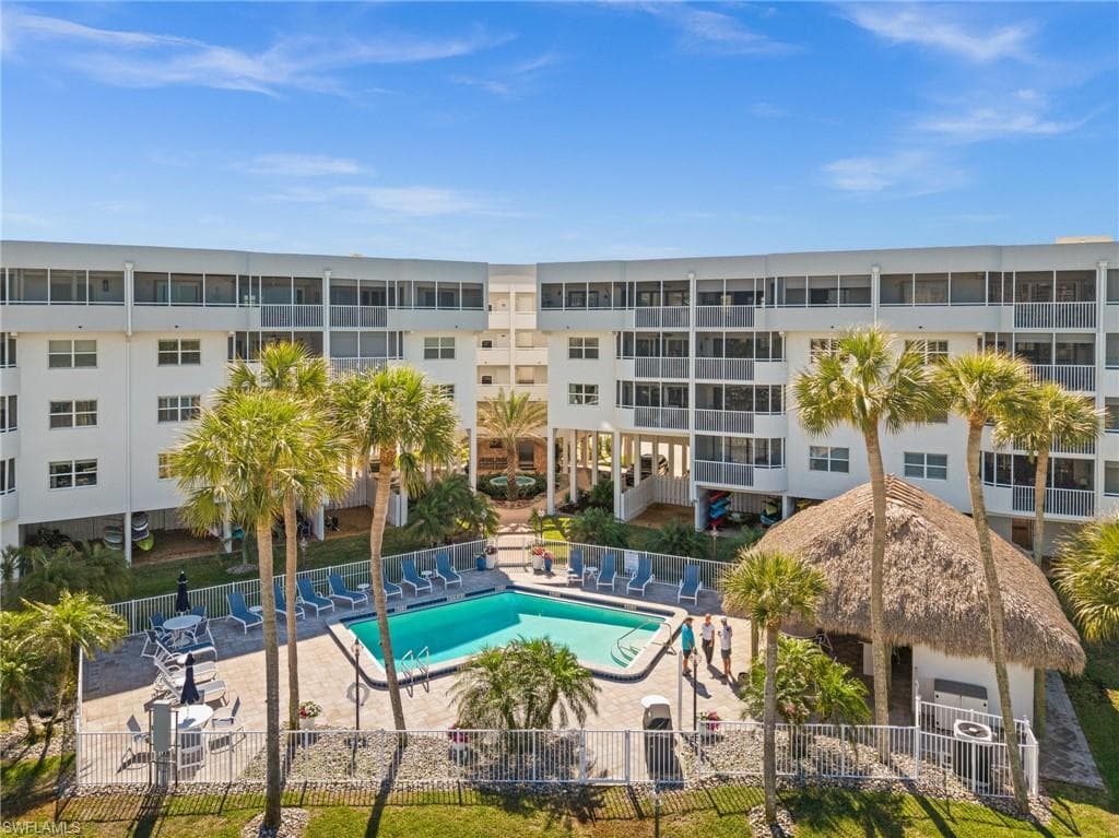 12945 Vanderbilt Dr 505, Naples, FL 34110-33