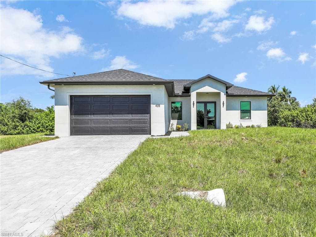 405 14th St, Cape Coral, FL 33993-1