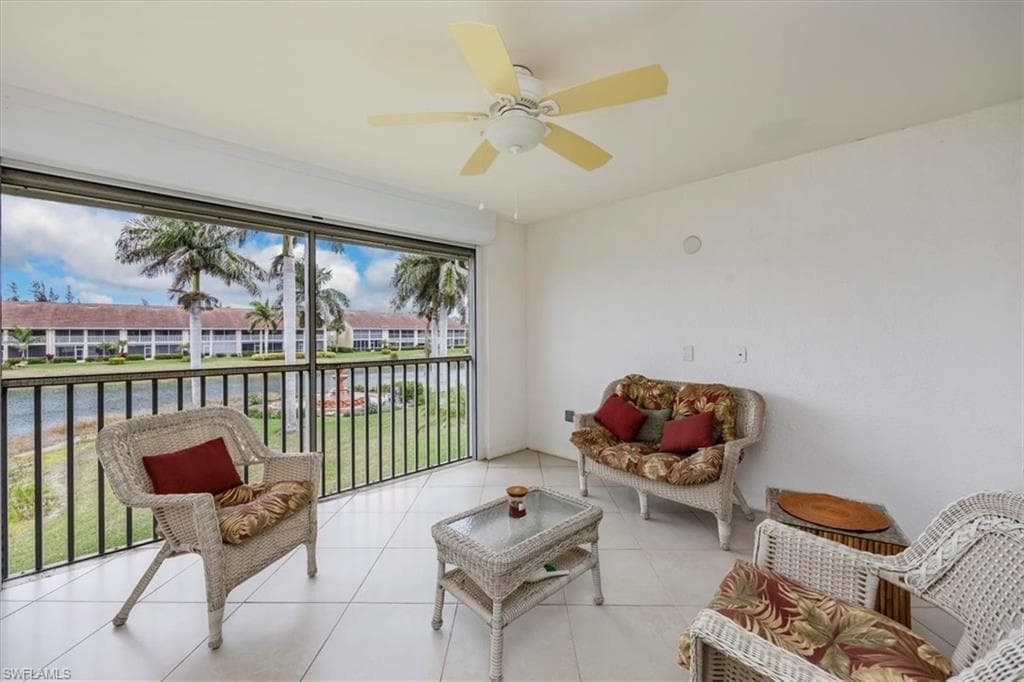 2381 Hidden Lake Ct 8202, Naples, FL 34112-21