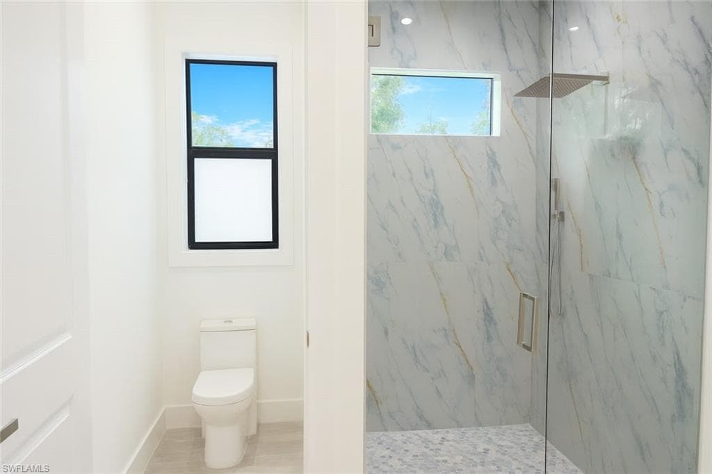 642 Everglades Blvd S, Naples, FL 34117-12