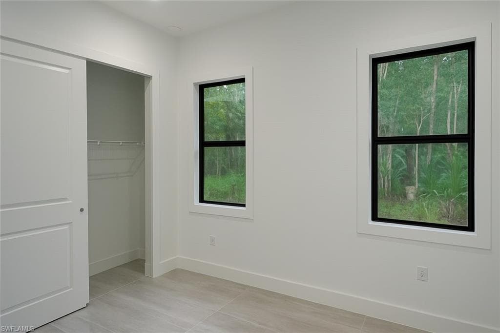 642 Everglades Blvd S, Naples, FL 34117-13