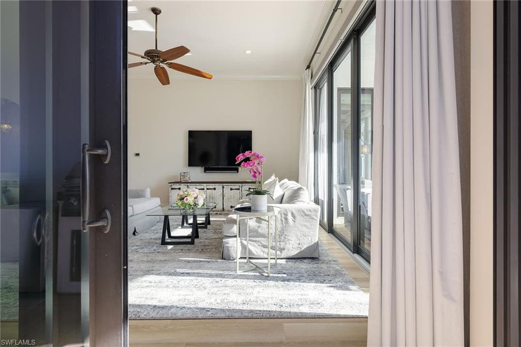 16811 Cabreo Dr, Naples, FL 34110-15