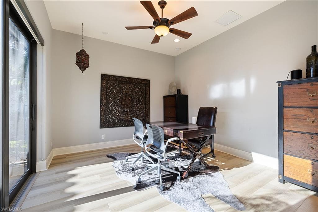 16811 Cabreo Dr, Naples, FL 34110-17