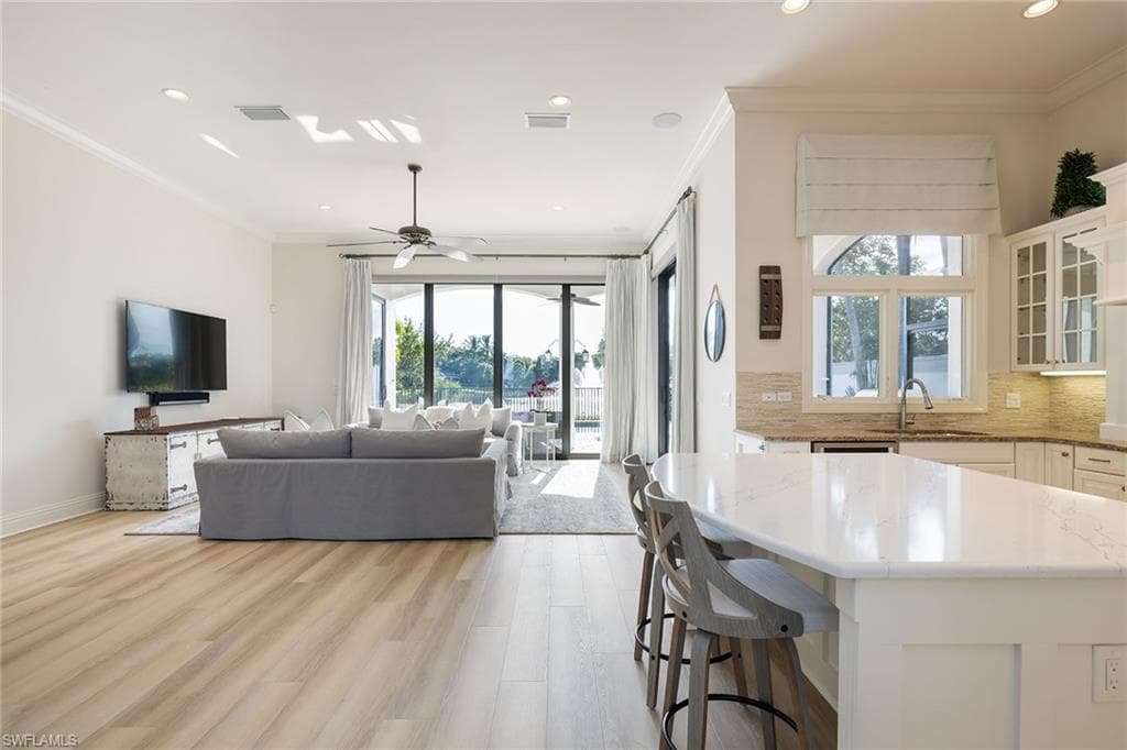 16811 Cabreo Dr, Naples, FL 34110-20