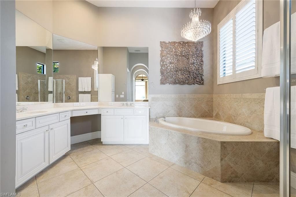 16811 Cabreo Dr, Naples, FL 34110-23