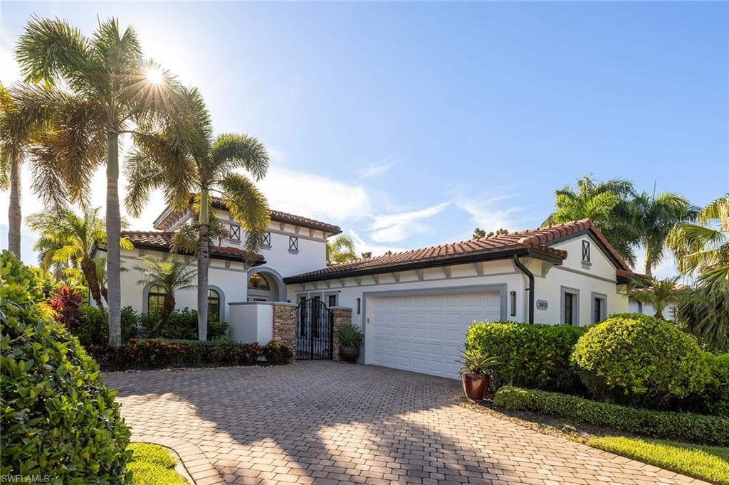 16811 Cabreo Dr, Naples, FL 34110-5