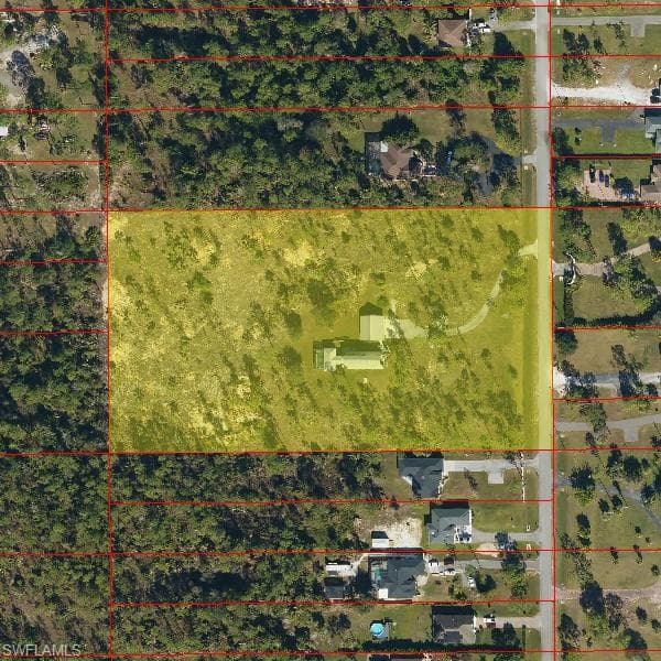 4395 18th St NE, Naples, FL 34120-1