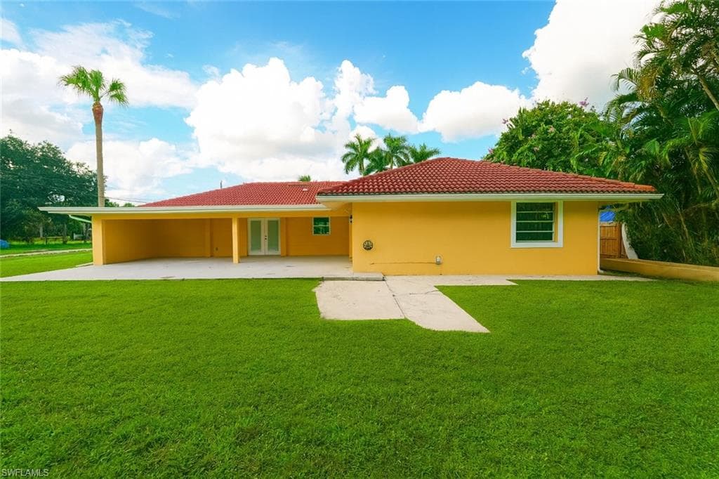158 Dow Ln, North Fort Myers, FL 33917-23