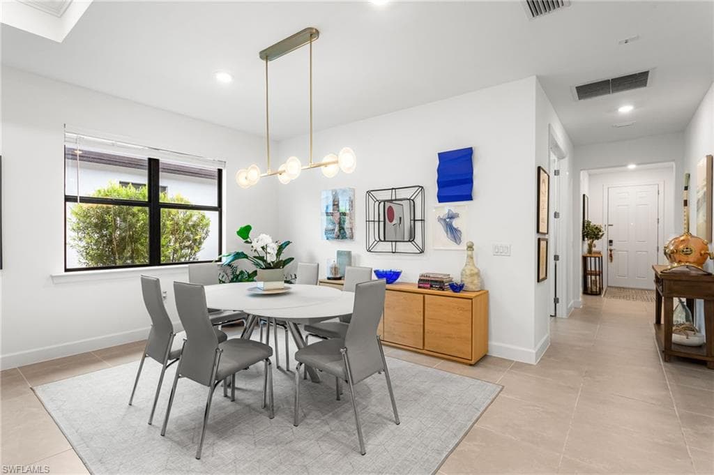 10518 Ventana Ct, Naples, FL 34120-10