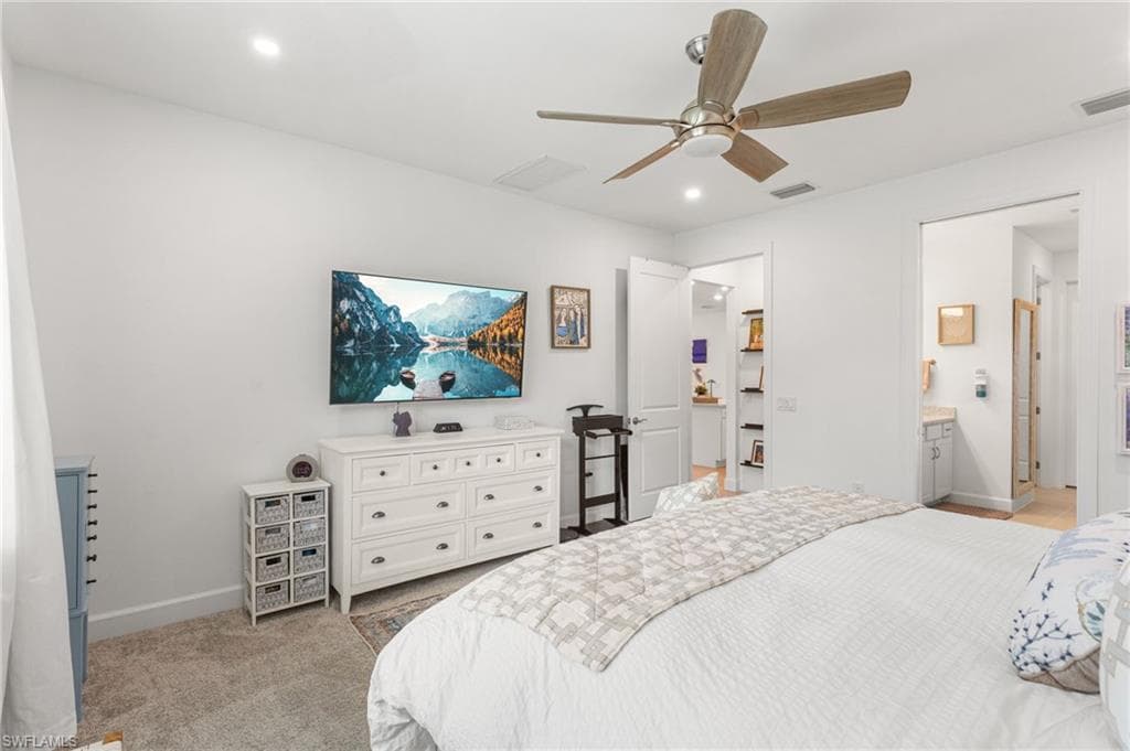 10518 Ventana Ct, Naples, FL 34120-12