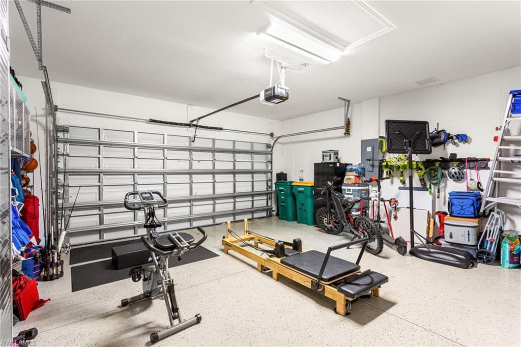 10518 Ventana Ct, Naples, FL 34120-27