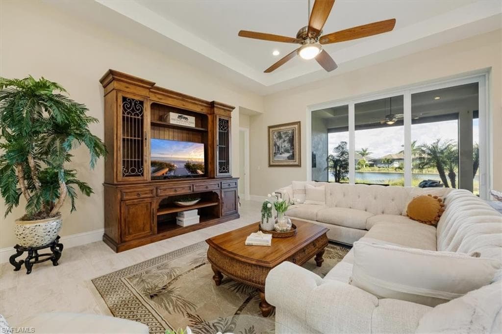6152 Rodney Bay Ln, Naples, FL 34113-11