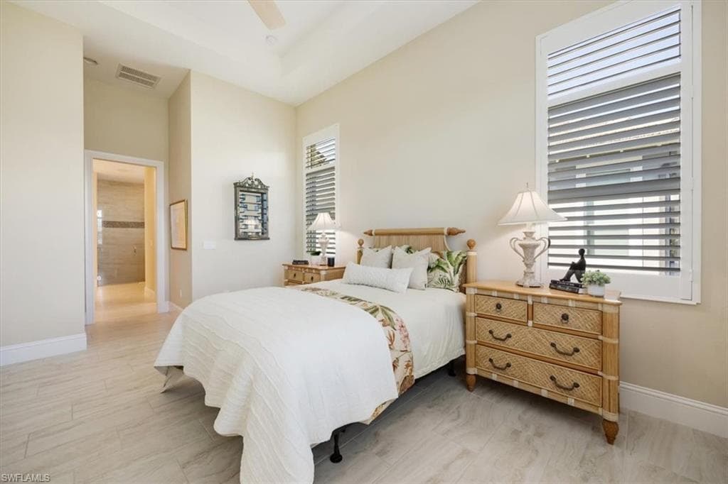 6152 Rodney Bay Ln, Naples, FL 34113-18