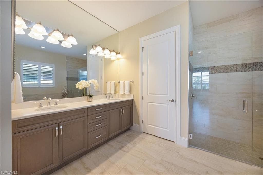 6152 Rodney Bay Ln, Naples, FL 34113-20