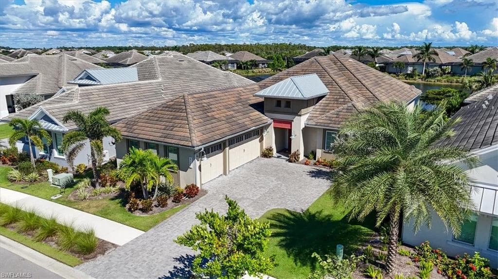 6152 Rodney Bay Ln, Naples, FL 34113-39
