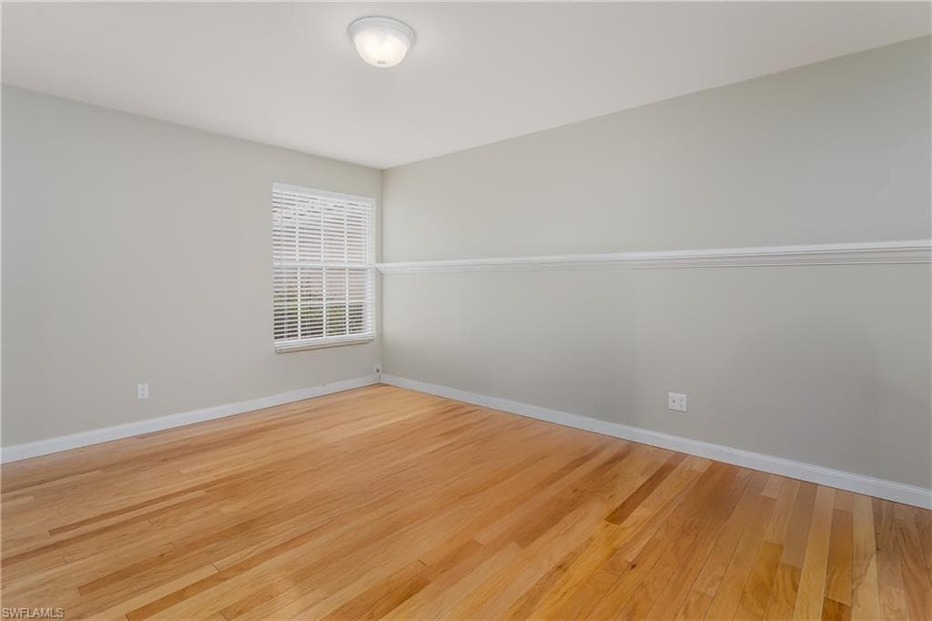 4949 Kingston Way, Naples, FL 34119-15