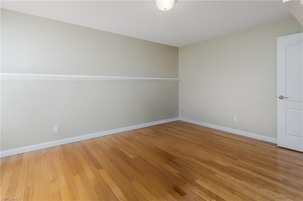 4949 Kingston Way, Naples, FL 34119-16