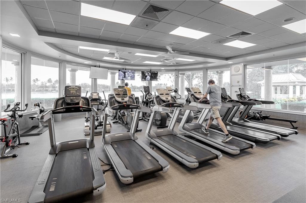 4949 Kingston Way, Naples, FL 34119-33