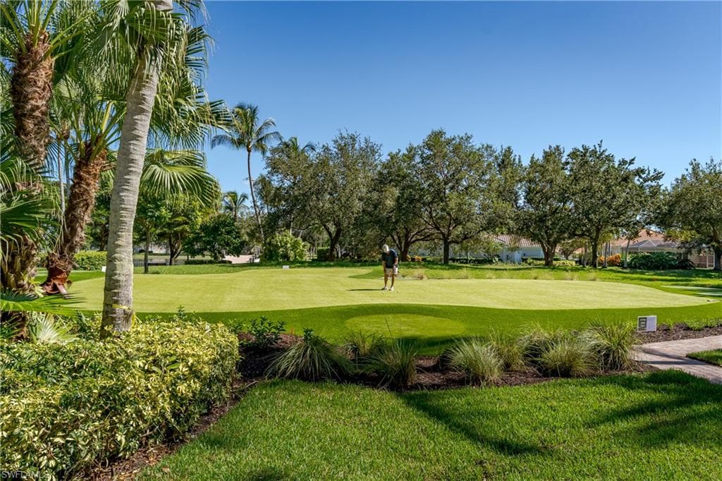 4949 Kingston Way, Naples, FL 34119-37