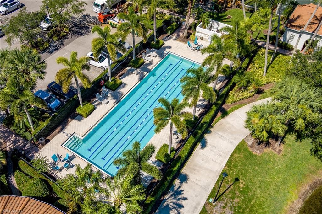 4949 Kingston Way, Naples, FL 34119-45