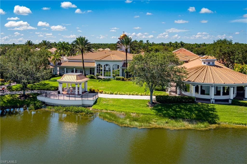 4949 Kingston Way, Naples, FL 34119-47