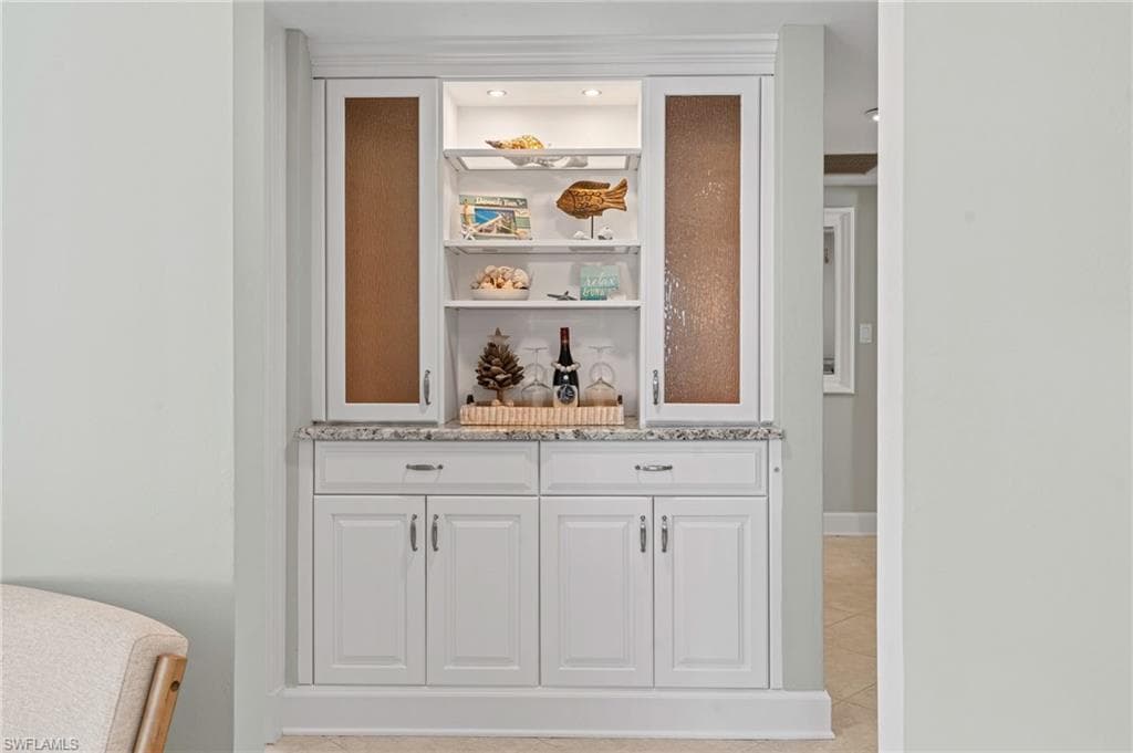 880 Huron Ct 105, Marco Island, FL 34145-16