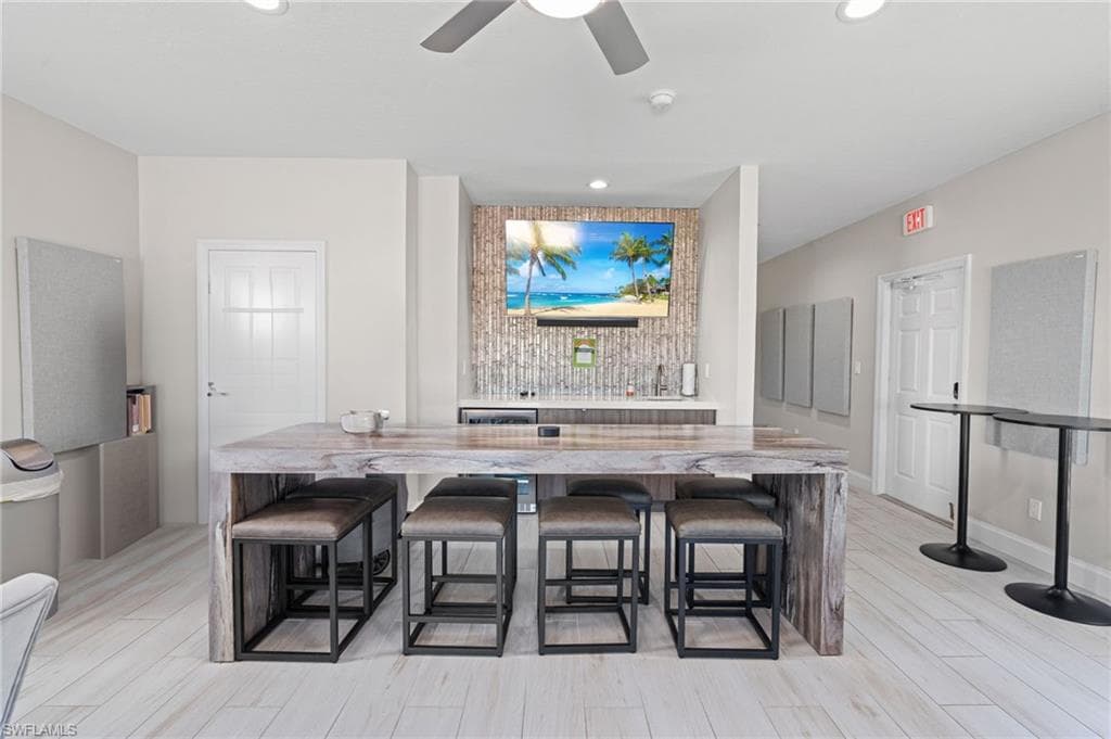 880 Huron Ct 105, Marco Island, FL 34145-25